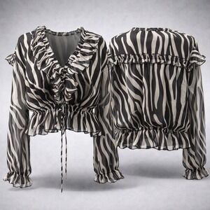 NWT Area Stars Bari‎ Blouse